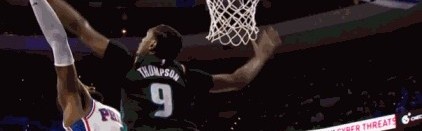 完美体育-干净好帽！奥萨尔篮下帽翻乔治被吹犯规 活塞挑战成功